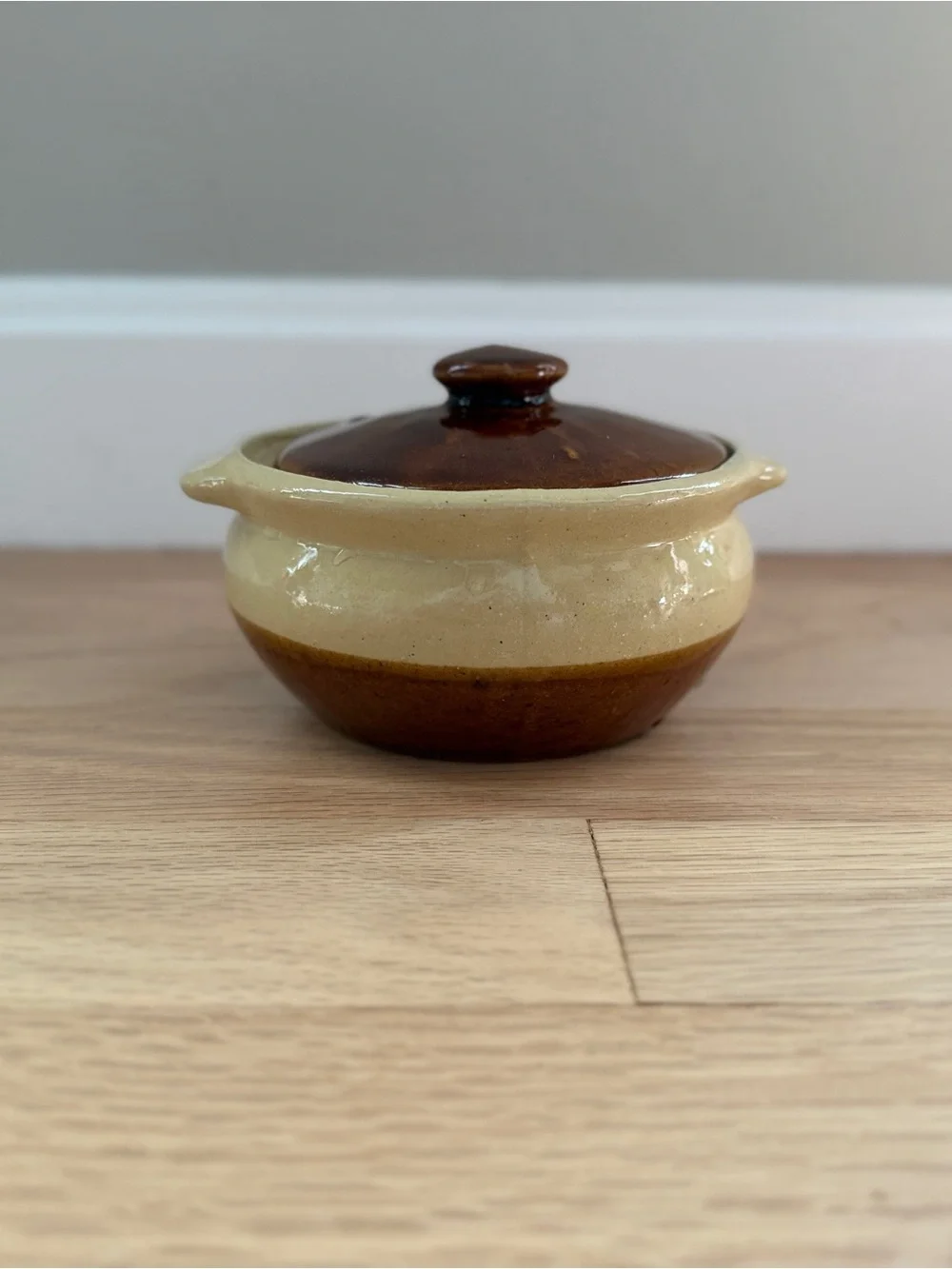 Vintage Two-Tone Brown Ceramic Crock with Lid | Mini Soup/ Bean Pot (8 oz)